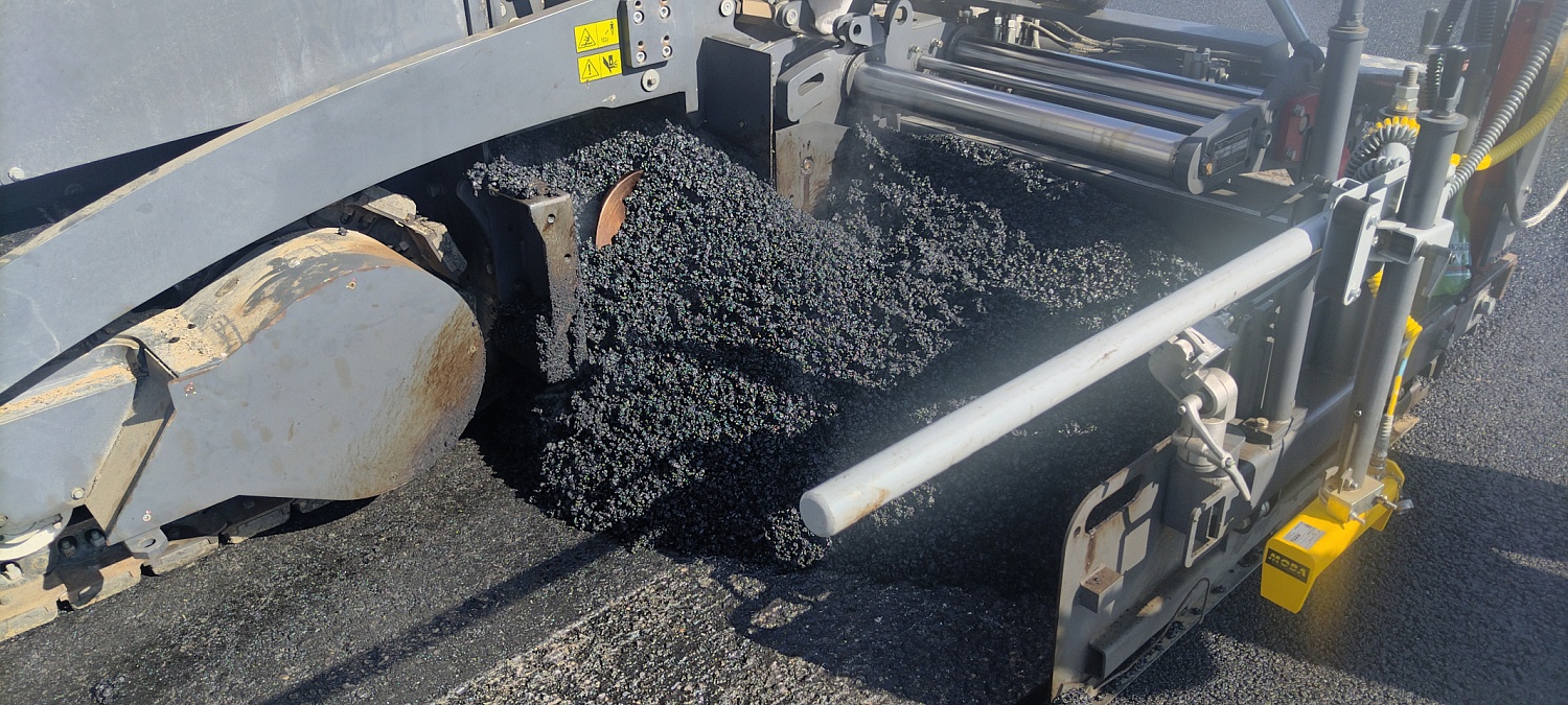 Тест-драйв асфальтоукладчика SANTU AP 935 в компании ООО «Автобан»