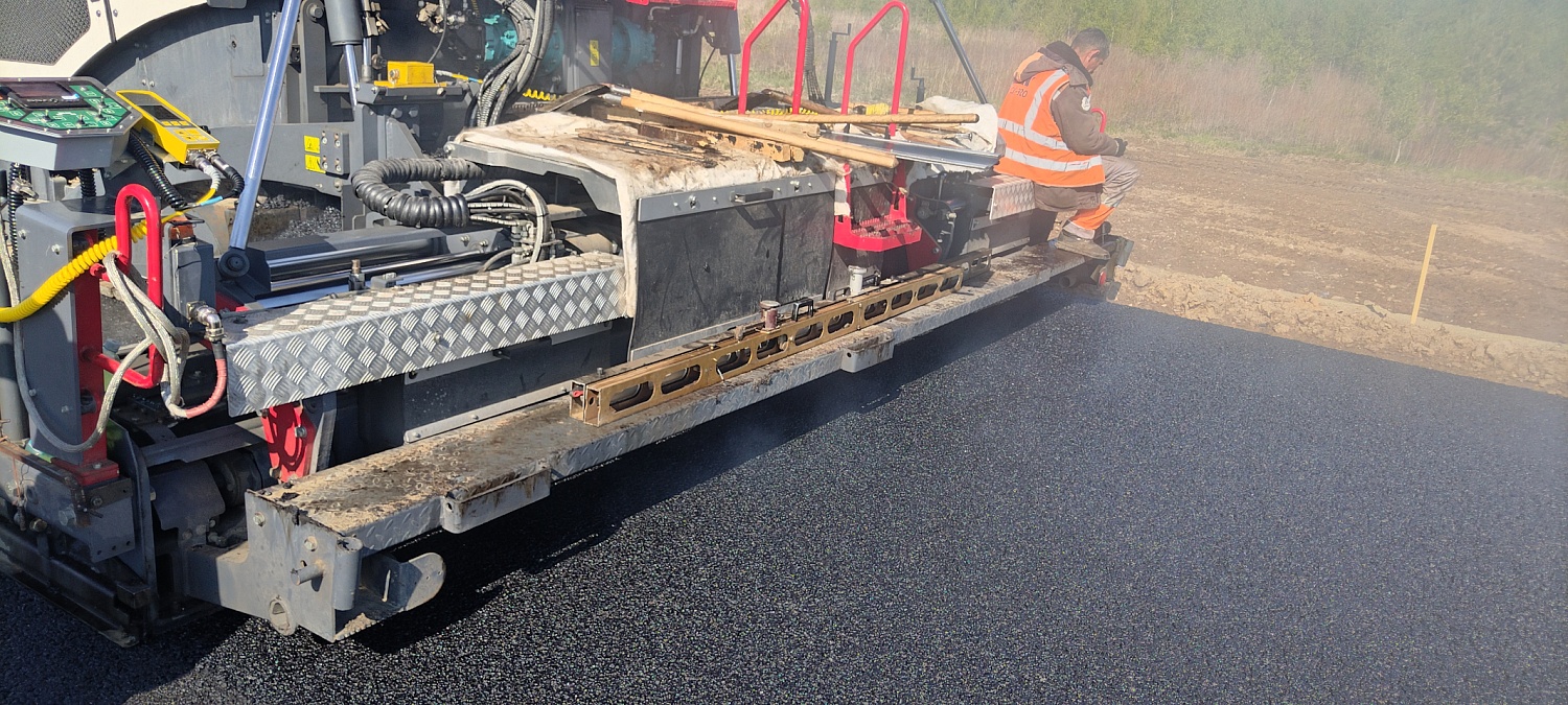Тест-драйв асфальтоукладчика SANTU AP 935 в компании ООО «Автобан»